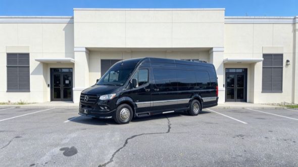 bellevue 15 passenger sprinter van