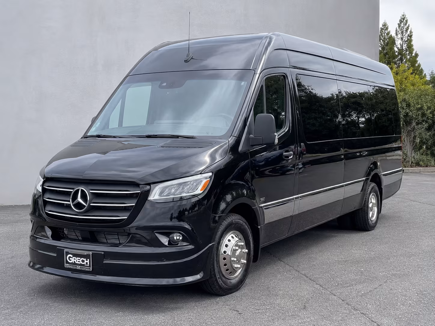 15 passenger sprinter van