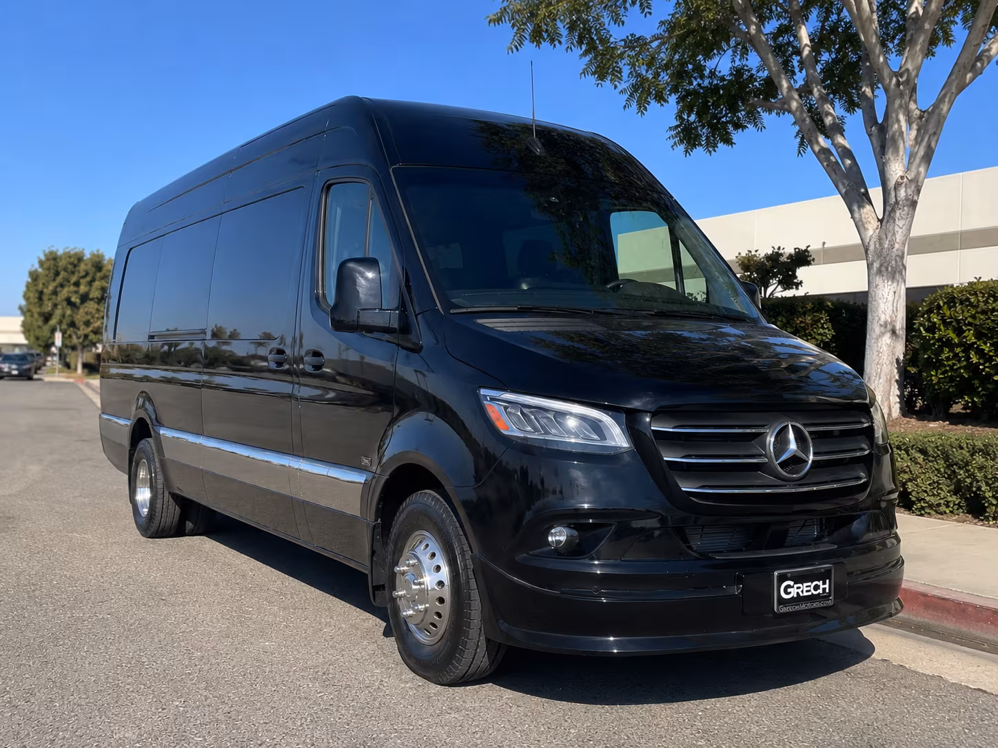 find the perfect transportation for your next corporate event 3