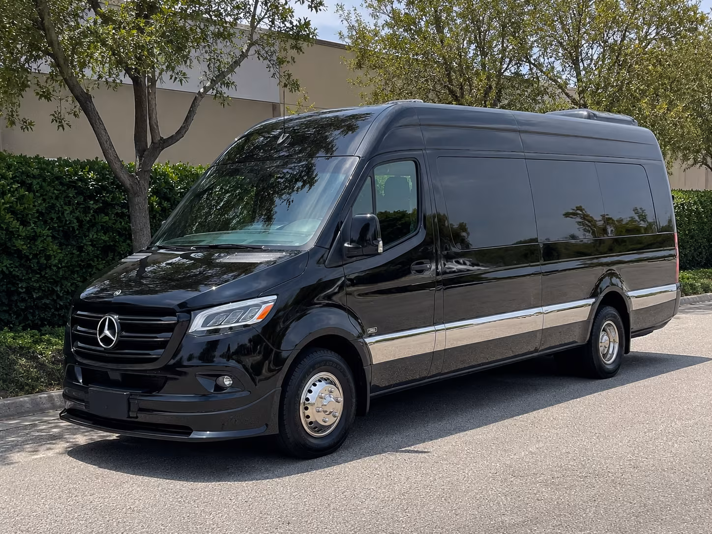 find the perfect transportation for your next wine tour 3